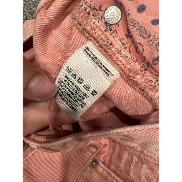 Free People We The Free Pink Cut Off Shorts Size 31 EUC - Picture 5 of 9